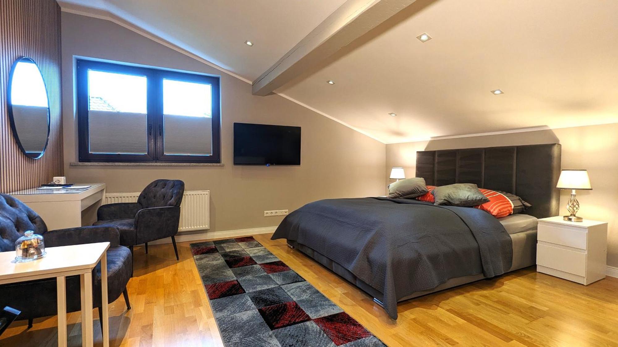 3 Rooms - Zimmervermietung Naehe Flughafen Ber - Gratis Wlan, Parken & Netflix Berlin Zewnętrze zdjęcie
